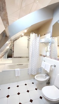 Best Western Santakos Hotel