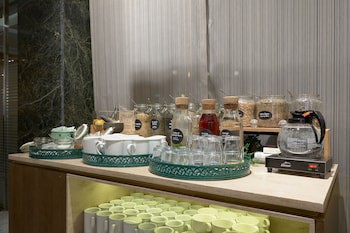 Becquer Hotel
