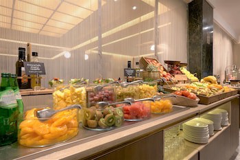 Becquer Hotel