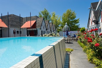 Camelot Motor Lodge