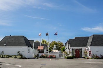 Camelot Motor Lodge