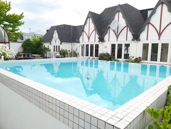 Camelot Motor Lodge