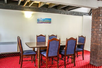 Camelot Motor Lodge