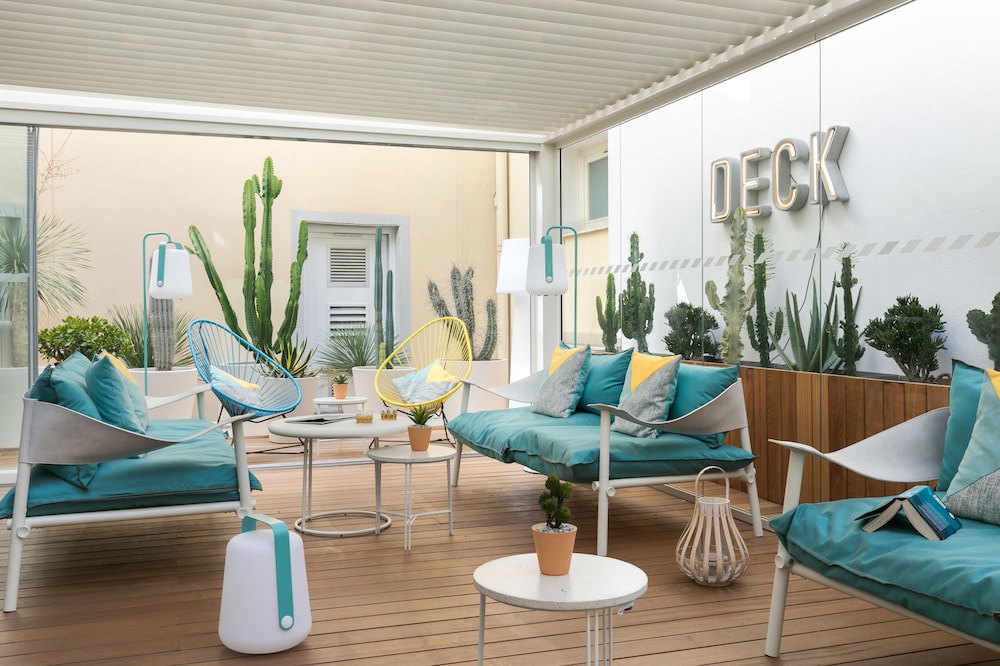 The Deck Hotel by HappyCulture