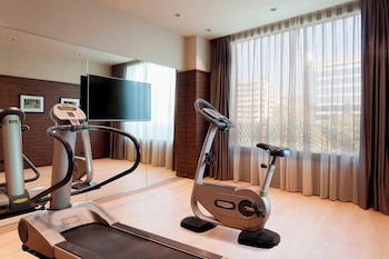Ac Hotel Diagonal L'illa By Marriott