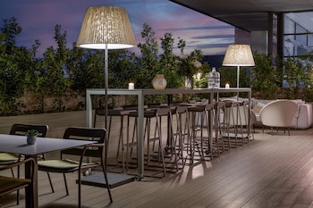 Ac Hotel Diagonal L'illa By Marriott