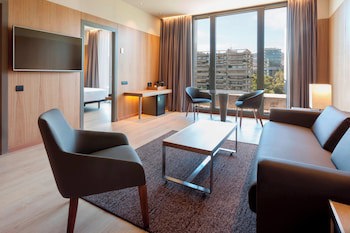 Ac Hotel Diagonal L'illa By Marriott