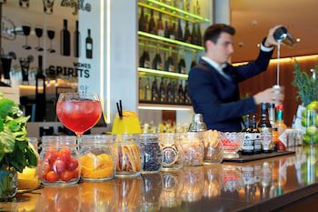 Ac Hotel Diagonal L'illa By Marriott