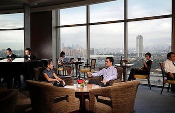 Discovery Suites