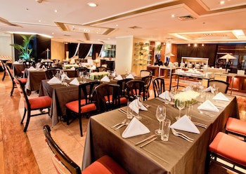 Discovery Suites