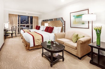 Discovery Suites