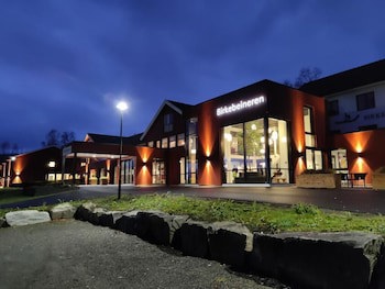 Birkebeineren Hotel & Apartments