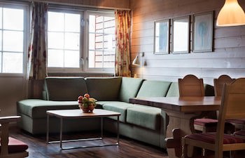 Birkebeineren Hotel & Apartments