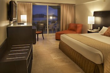 Azul Ixtapa Beach Resort And Convention Center - All Inclusive