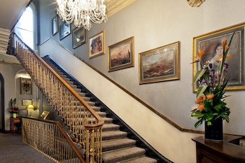Gem Strathmore Hotel