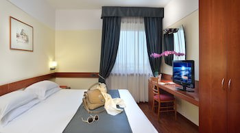 Hotel Bologna Airport galeri fotoğrafı