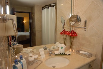 Holiday Inn Managua - Convention Center, An Ihg Hotel