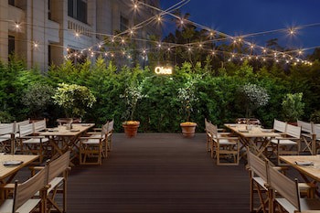 Jw Marriott Bucharest Grand Hotel