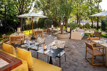 Jw Marriott Bucharest Grand Hotel