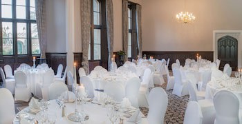 De Vere Tortworth Court