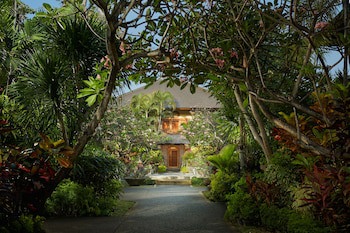 Padma Resort Legian