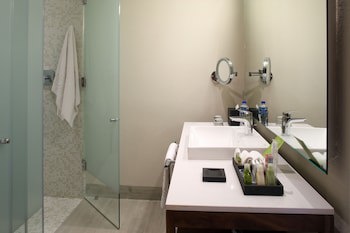 Emporio Cancun Optional All Inclusive