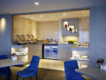Grand Mercure Singapore Roxy
