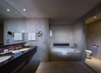 Grand Mercure Singapore Roxy