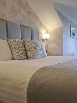Mill Park Hotel