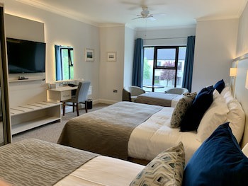 Mill Park Hotel
