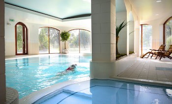 Mill Park Hotel