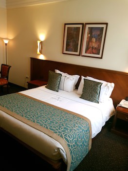 Madisson Hotel