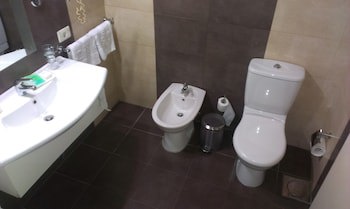 Madisson Hotel