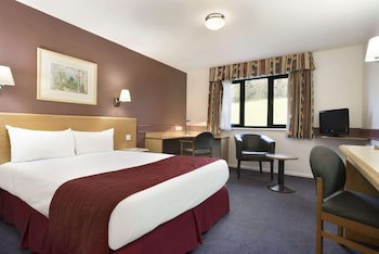 Days Inn By Wyndham Membury M4