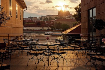 Four Seasons Hotel Prague