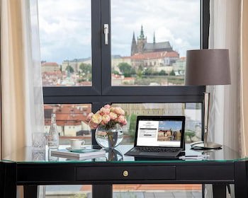 Four Seasons Hotel Prague galeri fotoğrafı