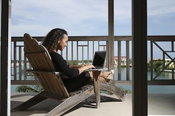 Pelican Bay Resort At Lucaya