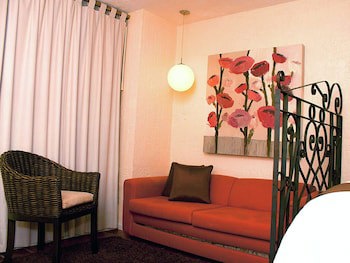 Nehotel Nueva Estancia