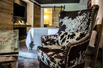 Nehotel Nueva Estancia