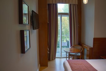 Garden View Hotel