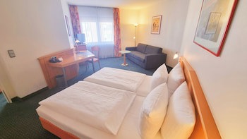Hotel Panorama Hamburg - Billstedt fotoğrafı