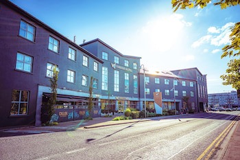 Harbour Hotel