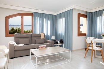 Prestige Mar Y Sol