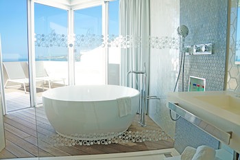 Alexandre Hotel Troya