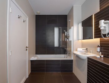 Craves Hotel