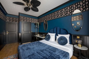 Craves Hotel