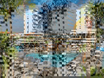 Lordos Beach Hotel & Spa