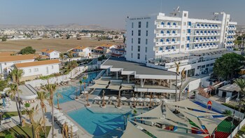 Lordos Beach Hotel & Spa