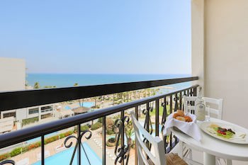 Sandy Beach Hotel & Spa fotoğrafı