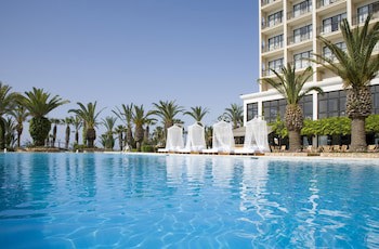 Sandy Beach Hotel & Spa fotoğrafı